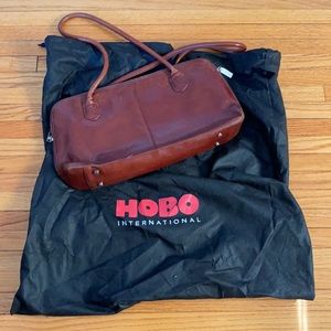 Hobo shoulder purse w/ dust cover